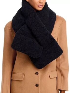 UGG Black Fleece Reversible Scarf